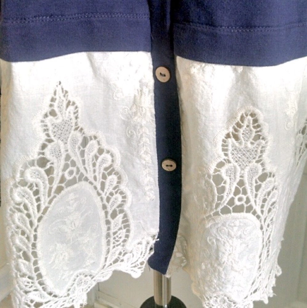 Altar'd State Navy Soft Knit And Lace Oversized Tunic Length Sweater Size L - Picture 6 of 12